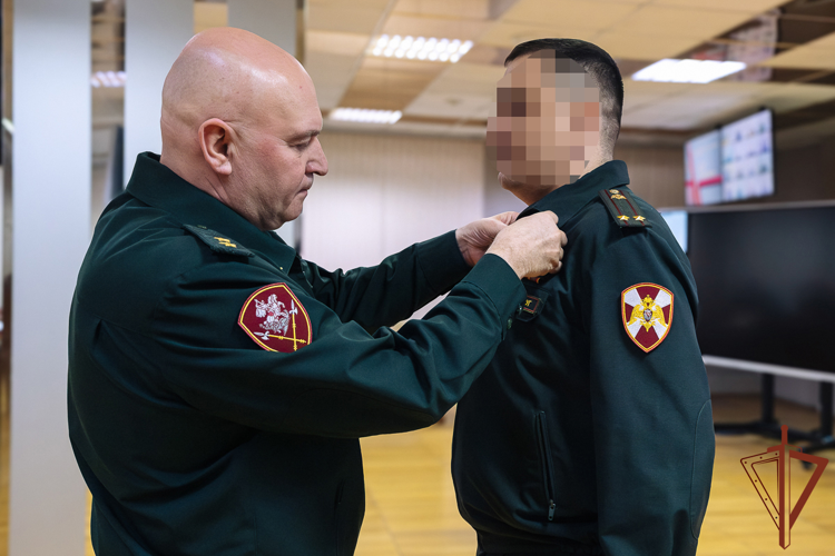 Офицеры Уральского округа Росгвардии удостоены государственных и ведомственных наград
