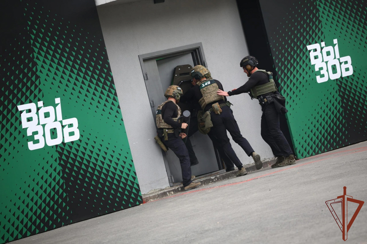 Росгвардейцы вошли в тройку лидеров на всероссийских соревнованиях подразделений специального назначения «Вызов-6»