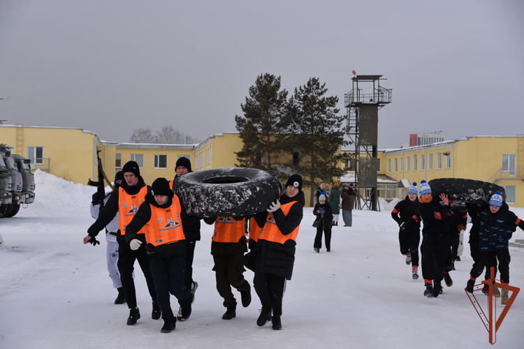 В Уральском округе Росгвардии состоялись патриотические и профориентационные мероприятия в рамках акции «Дни Росгвардии»