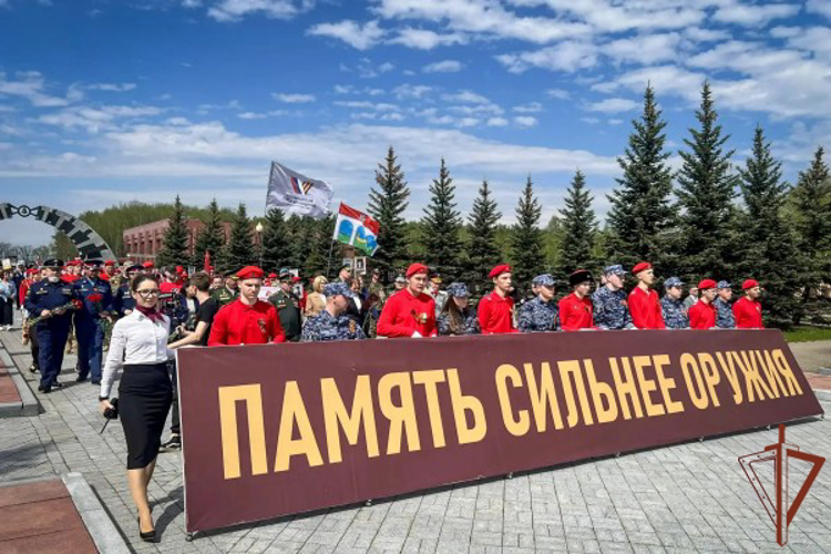 Военнослужащие и сотрудники Центрального округа Росгвардии принимают участие в памятных мероприятиях, посвящённых Дню Победы