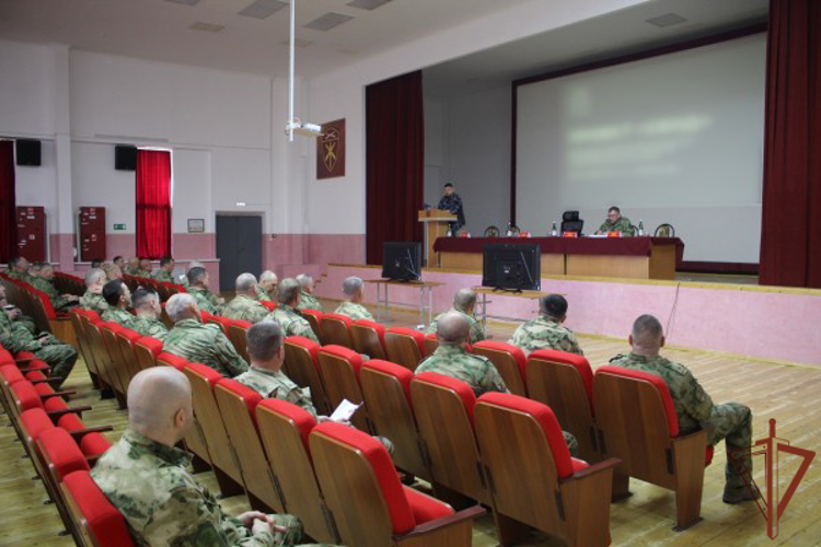 На Северном Кавказе завершился учебно-методический сбор с начальниками артиллерии Росгвардии
