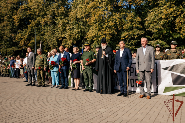 В Курске прошла церемония захоронения останков солдат и мирных граждан, погибших в годы Великой Отечественной войны