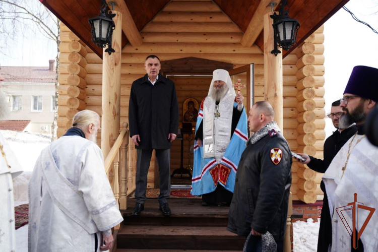 В Йошкар-Оле на территории Управления Росгвардии по Республике Марий Эл освятили новую часовню в честь князя Владимира (видео)
