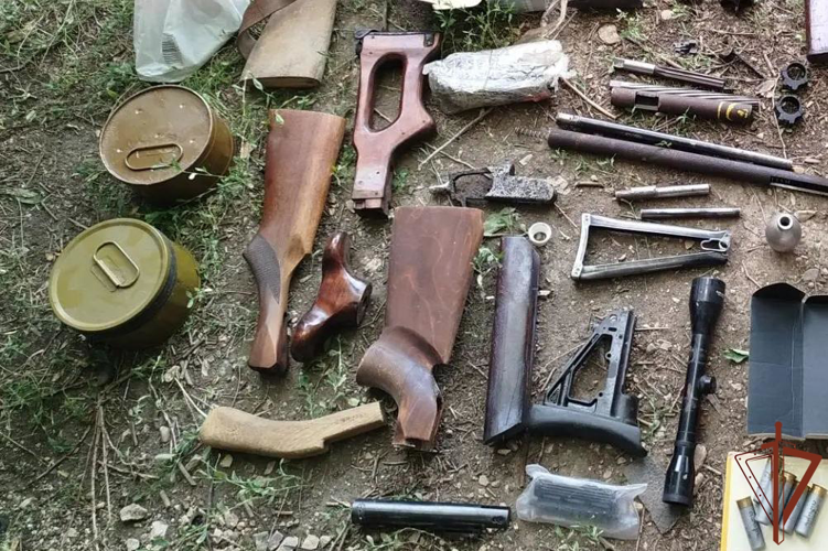 В Оренбургской области при содействии Росгвардии пресечена противоправная деятельность подпольных мастерских по восстановлению огнестрельного оружия (видео)