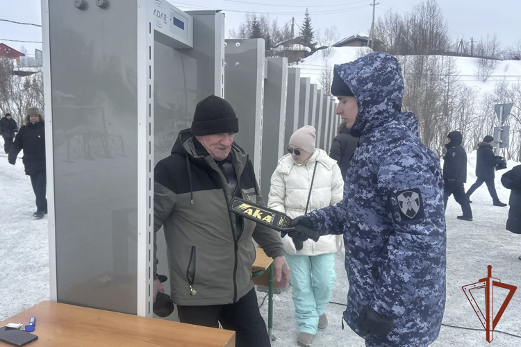 Росгвардейцы обеспечили правопорядок на массовых мероприятиях на Урале