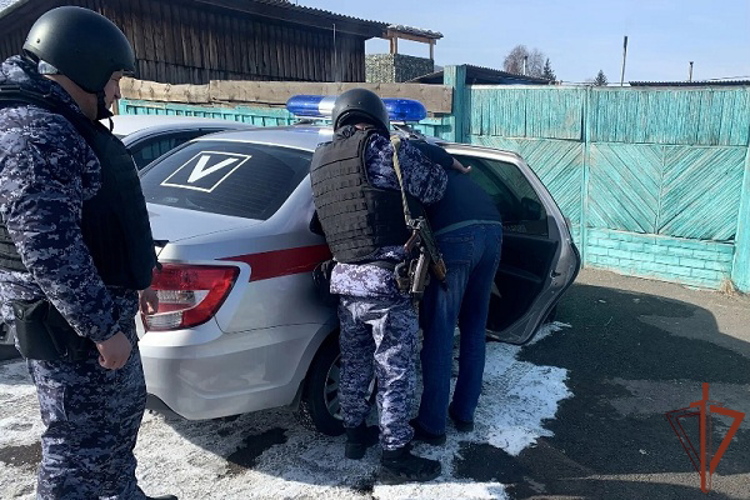 Росгвардейцы задержали подозреваемого в покушении на убийство в Бурятии