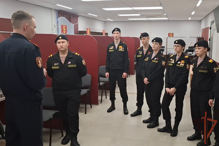 Росгвардейцы проводят патриотические мероприятия на Урале