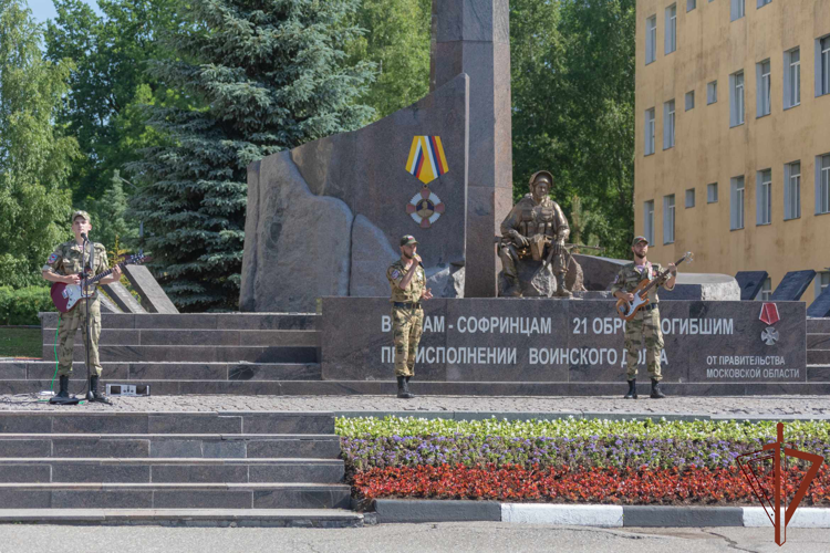 В Подмосковье прошла встреча военнослужащих Росгвардии с депутатом Государственной Думы Российской Федерации Марией Бутиной (видео)