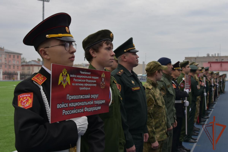 В Удмуртии стартовал чемпионат Росгвардии по летнему офицерскому троеборью