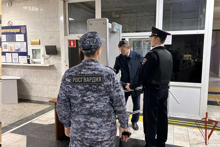 В Уральском округе Росгвардии завершилось участие личного состава в Едином дне голосования
