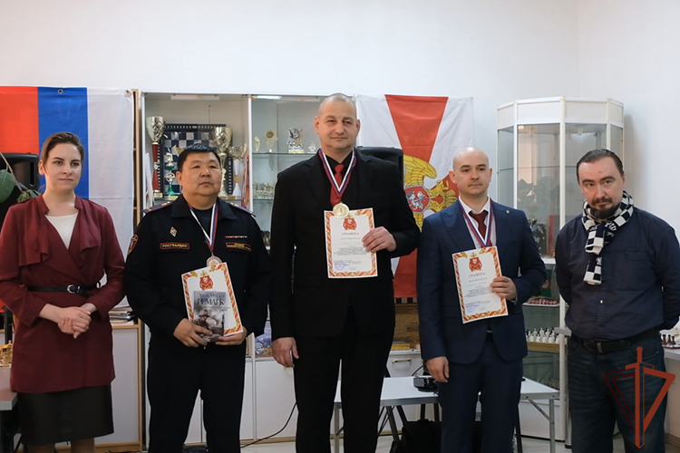 В Хабаровске завершился чемпионат Восточного округа Росгвардии по шахматам (видео)