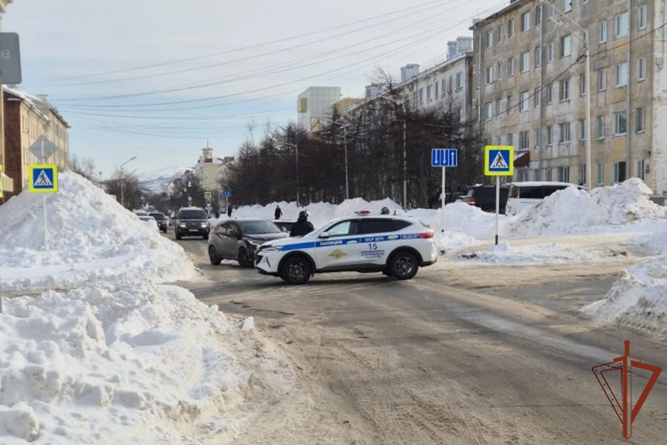 В Магадане Росгвардия провела тактико-специальное занятие на охраняемом объекте