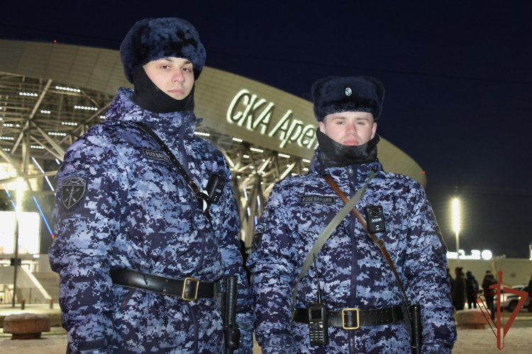 Росгвардейцы обеспечили безопасность матча КХЛ в Санкт-Петербурге