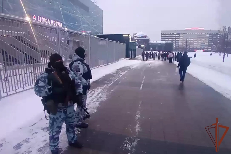 Росгвардейцы обеспечили безопасность проведения матча КХЛ в Москве