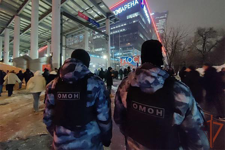 Росгвардейцы обеспечили безопасность спортивных матчей в Москве (видео)