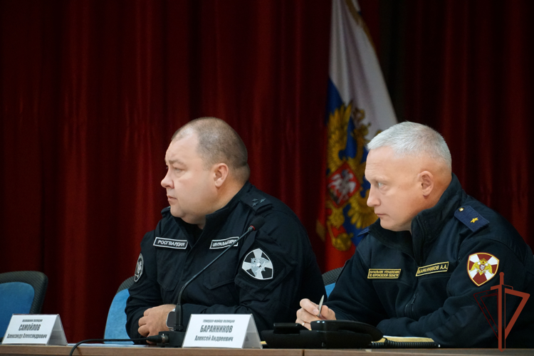 Заместитель командующего Центральным округом Росгвардии проинспектировал подразделения ведомства в Воронежской области