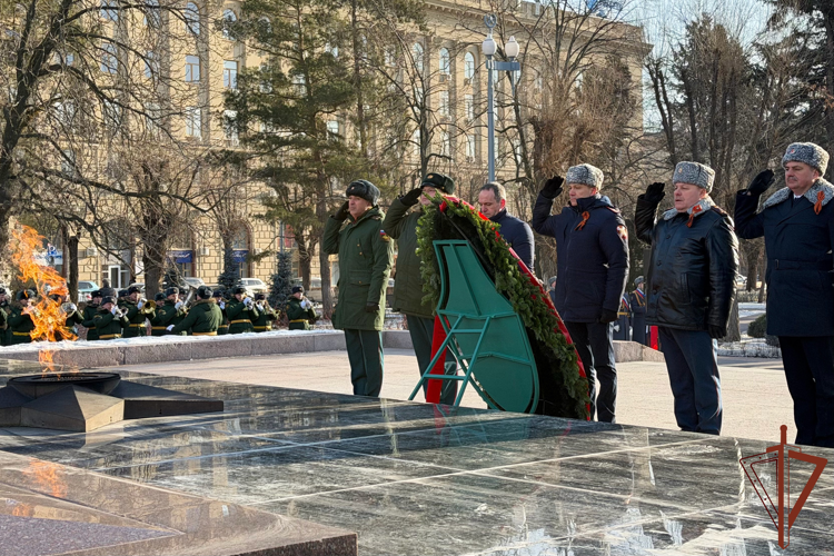 Росгвардейцы приняли участие в мероприятиях, приуроченных к 83-й годовщине победы в Сталинградской битве