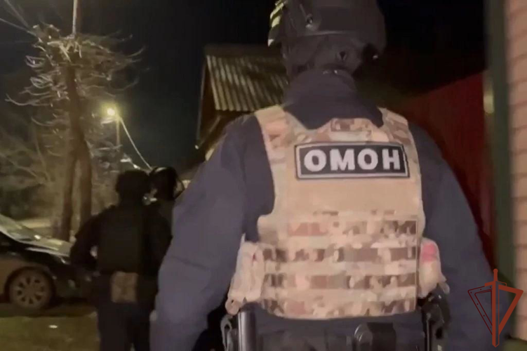 В Оренбургской области при содействии Росгвардии прошел рейд по соблюдению миграционного законодательства (видео)