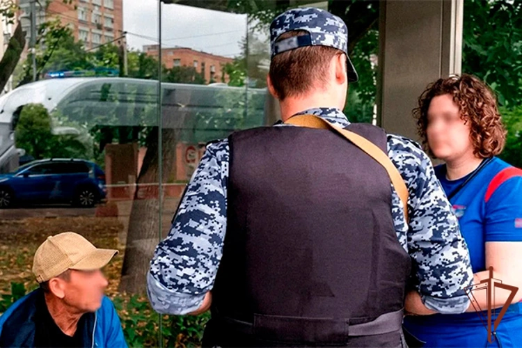 Столичные росгвардейцы оказали помощь мужчине с признаками сердечного приступа (видео)