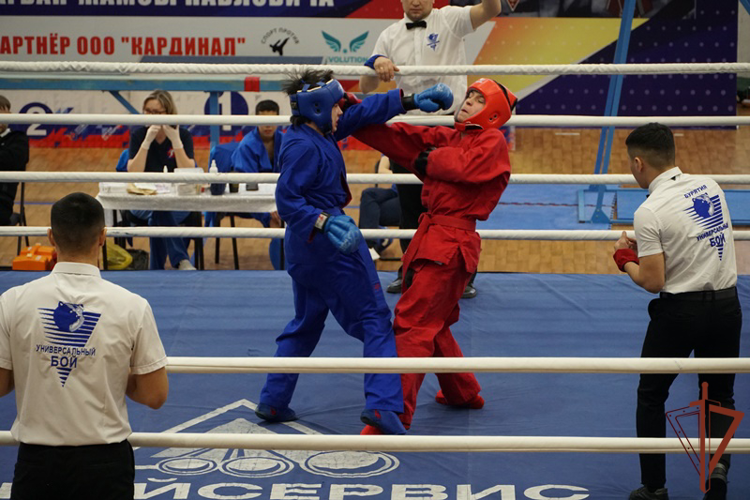 В Улан-Удэ состоялся чемпионат ДФО по универсальному бою памяти сотрудника ОМОН Росгвардии