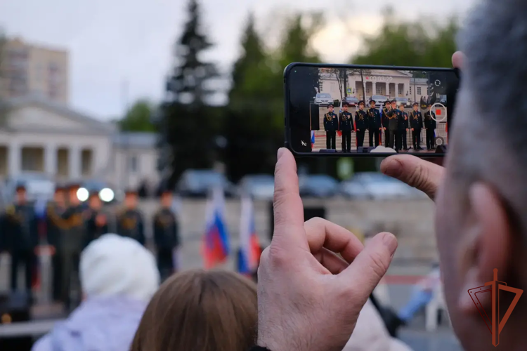 Ансамбль песни и пляски Центрального округа Росгвардии выступил на праздничных мероприятиях Дня Победы в Подмосковье