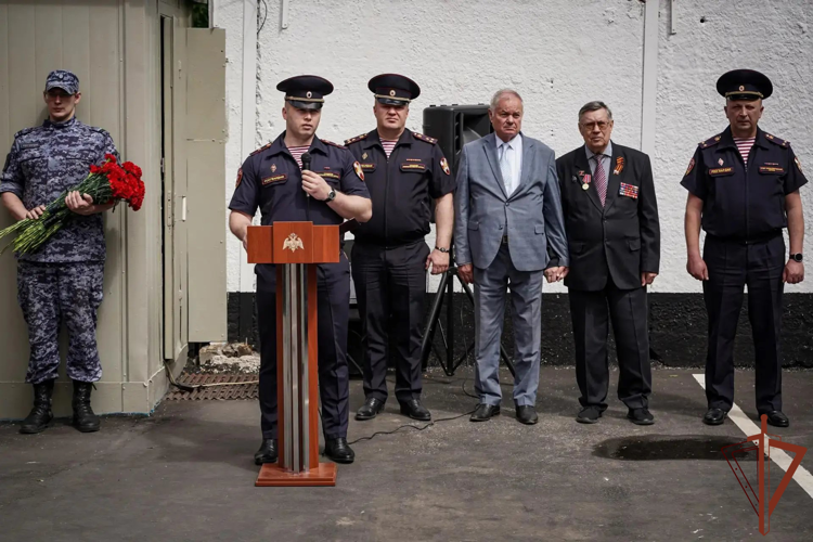 В Москве открыли мемориал в память о погибших росгвардейцах