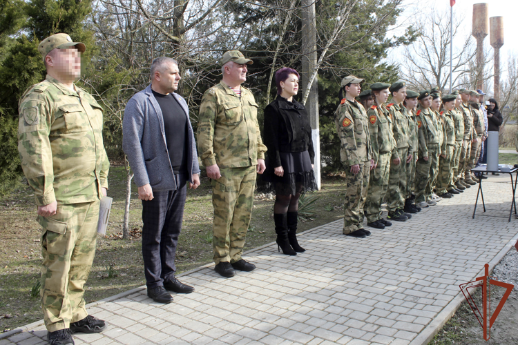 В Херсонской области росгвардейцы заложили «Капсулу памяти» для будущего поколения войск правопорядка