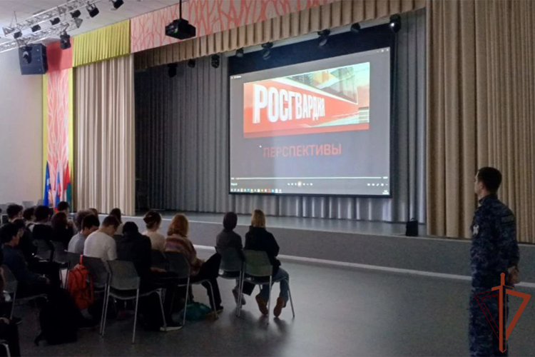В преддверии юбилея ведомства росгвардейцы провели патриотические и спортивные мероприятия на Урале