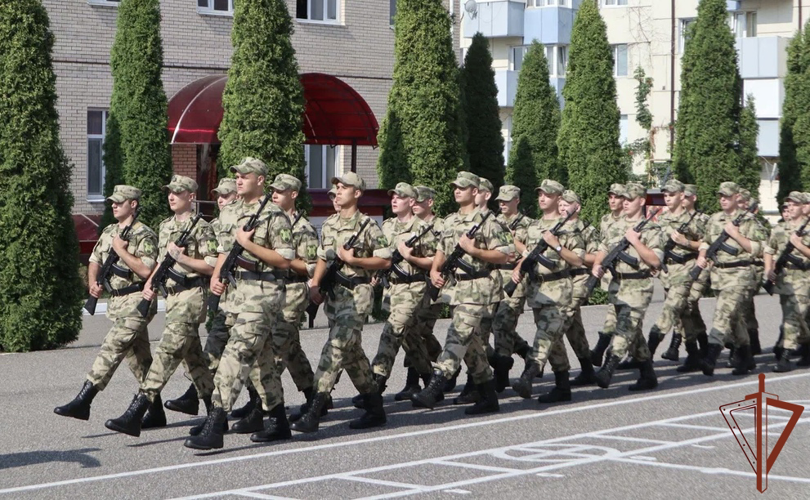 Новобранцы Росгвардии торжественно приняли Присягу в Пятигорске