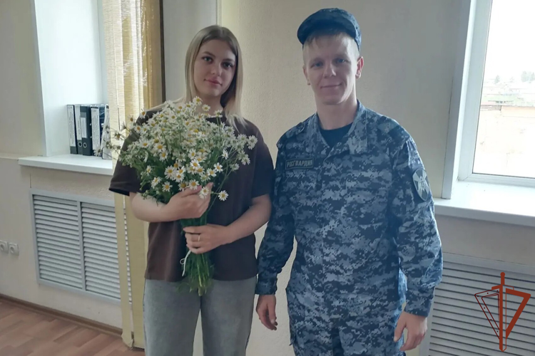 Мероприятия, посвященные Дню семьи, любви и верности, прошли в Сибирском округе Росгвардии