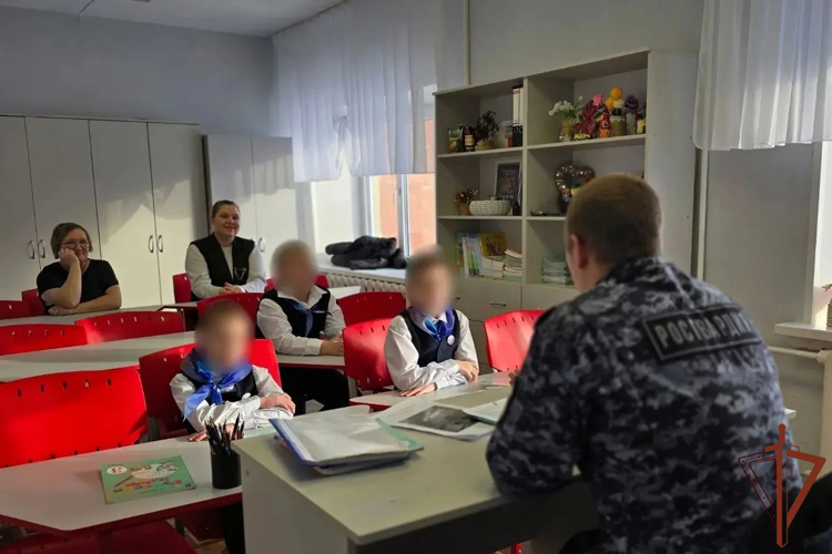 В Сибирском федеральном округе прошли мероприятия к 10-летию Росгвардии
