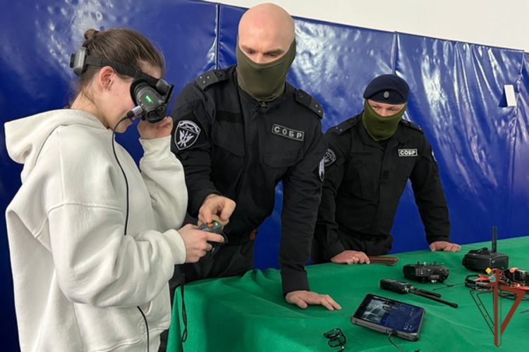 Мероприятия к 10-летию ведомства продолжаются в Северо-Западном округе Росгвардии