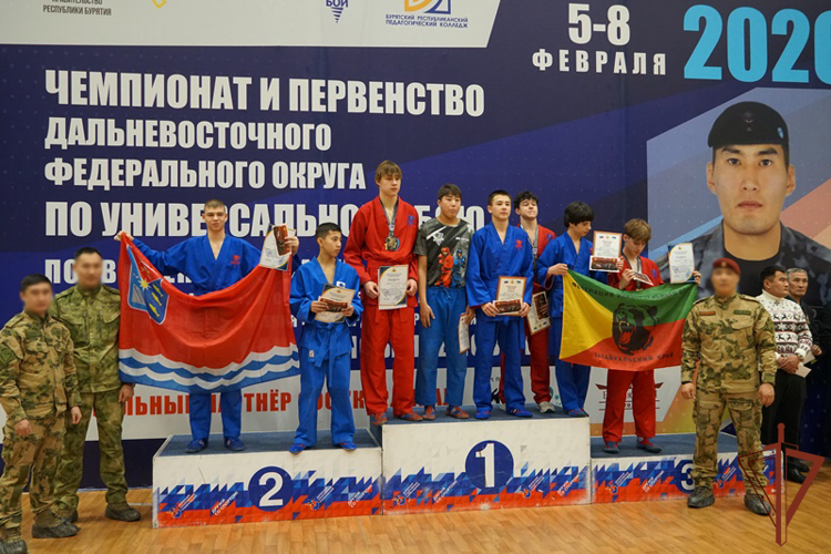 В Улан-Удэ состоялся чемпионат ДФО по универсальному бою памяти сотрудника ОМОН Росгвардии