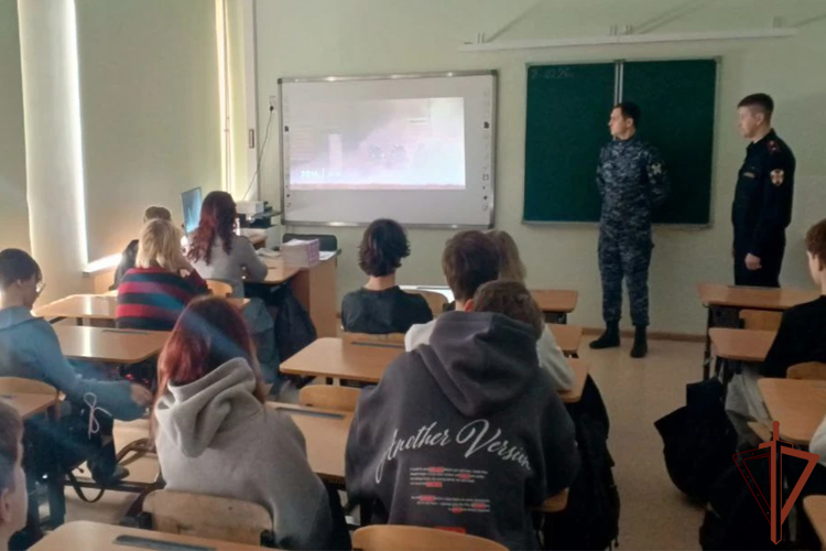 В преддверии юбилея ведомства росгвардейцы провели патриотические и спортивные мероприятия на Урале