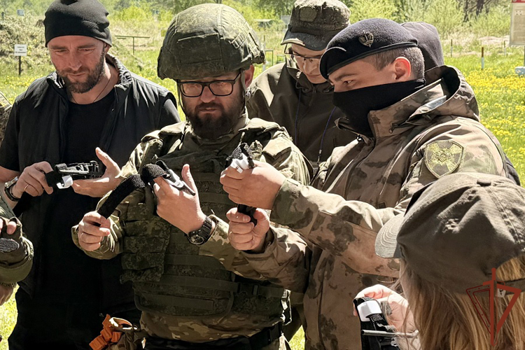В Амурской области Росгвардия приняла участие в учебно-практических курсах для журналистов «Бастион»