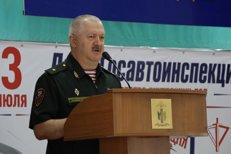 В Хабаровске поздравили сотрудников краевой Госавтоинспекции с 90-летним юбилеем