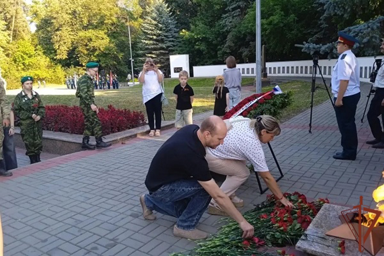 В Курске прошла церемония захоронения останков солдат и мирных граждан, погибших в годы Великой Отечественной войны