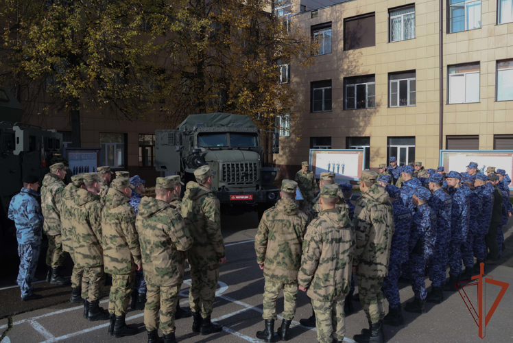 Более 100 молодых офицеров прошли учебно-методический сбор в Центральном округе Росгвардии