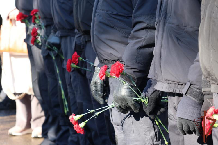 В Приволжье росгвардейцы почтили память боевых товарищей, погибших при исполнении служебного долга на Северном Кавказе