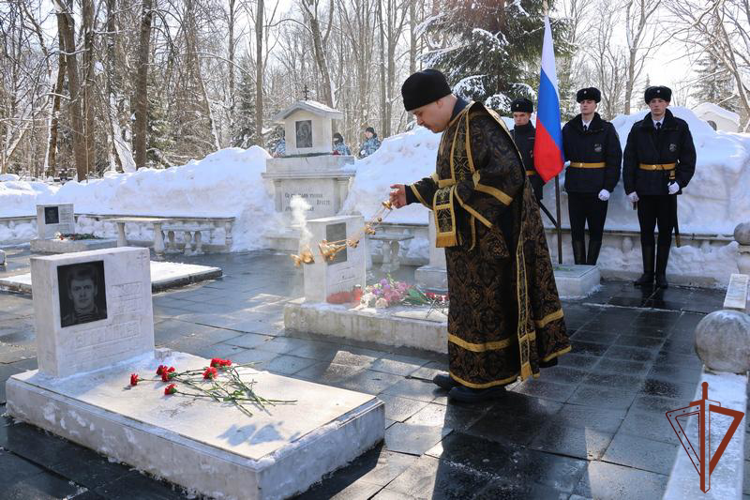 В Приволжье росгвардейцы почтили память боевых товарищей, погибших при исполнении служебного долга на Северном Кавказе