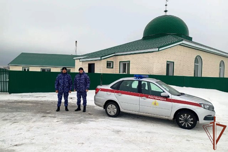 Росгвардия в Сибири обеспечила правопорядок во время празднования Ураза-байрама