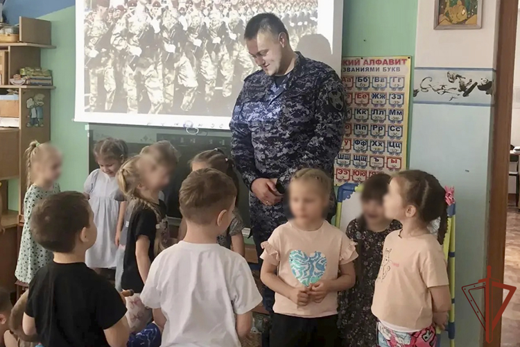 На Дальнем Востоке в рамках празднования юбилея войск правопорядка прошли мероприятия для детей