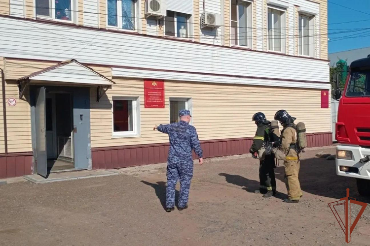 В Оренбургской области росгвардейцы приняли участие в пожарно-тактическом занятии
