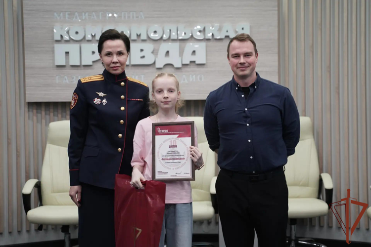 Победителей творческого конкурса «Росгвардия глазами детей» наградили в Самаре