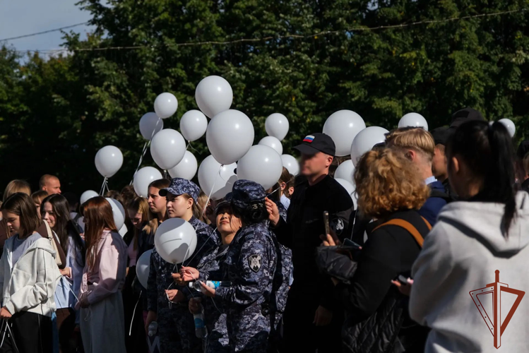 В Приволжье росгвардейцы почтили память жертв терактов в День солидарности в борьбе с терроризмом