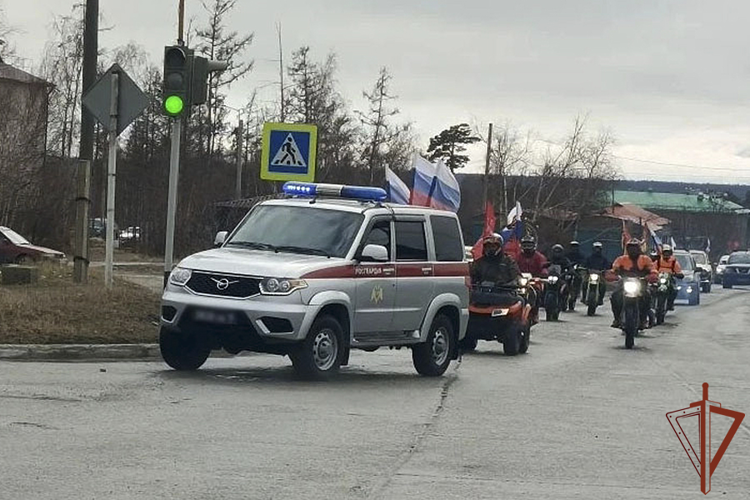 Росгвардейцы-дальневосточники приняли участие в автопробегах в честь Дня Победы