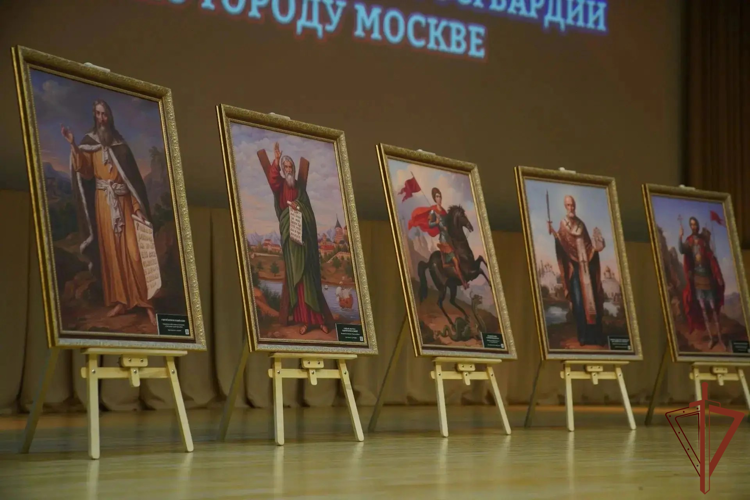 В столичном главке Росгвардии открылась экспозиция проекта «Духовные покровители армии:от святого воинства — к Суворову» (видео)