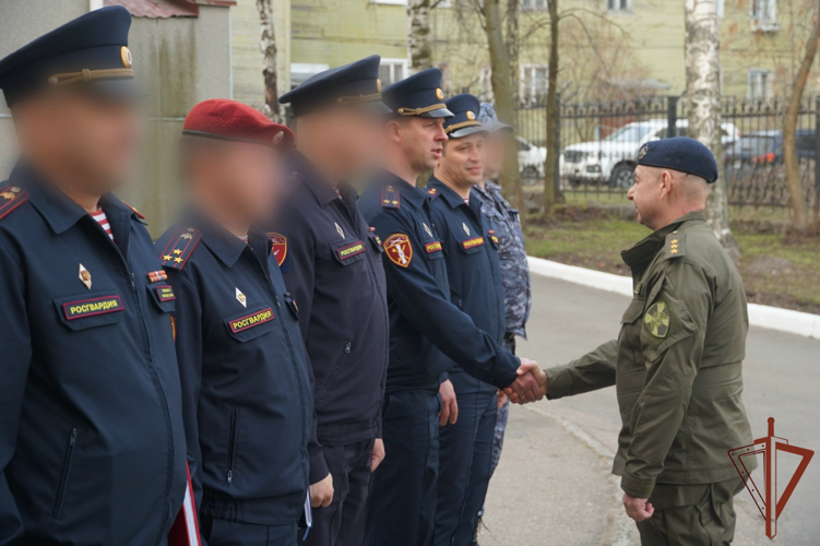 Командующий Северо-Западным округом Росгвардии проверил организацию служебно-боевой деятельности подразделений в Карелии