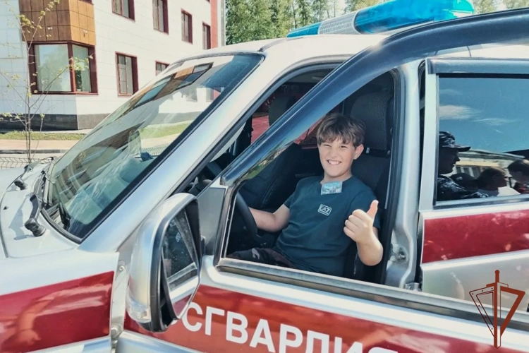 В регионах Сибири стартовала ведомственная акция «Каникулы с Росгвардией»