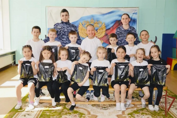 В Восточном округе Росгвардии состоялись мероприятия ко Дню защиты детей